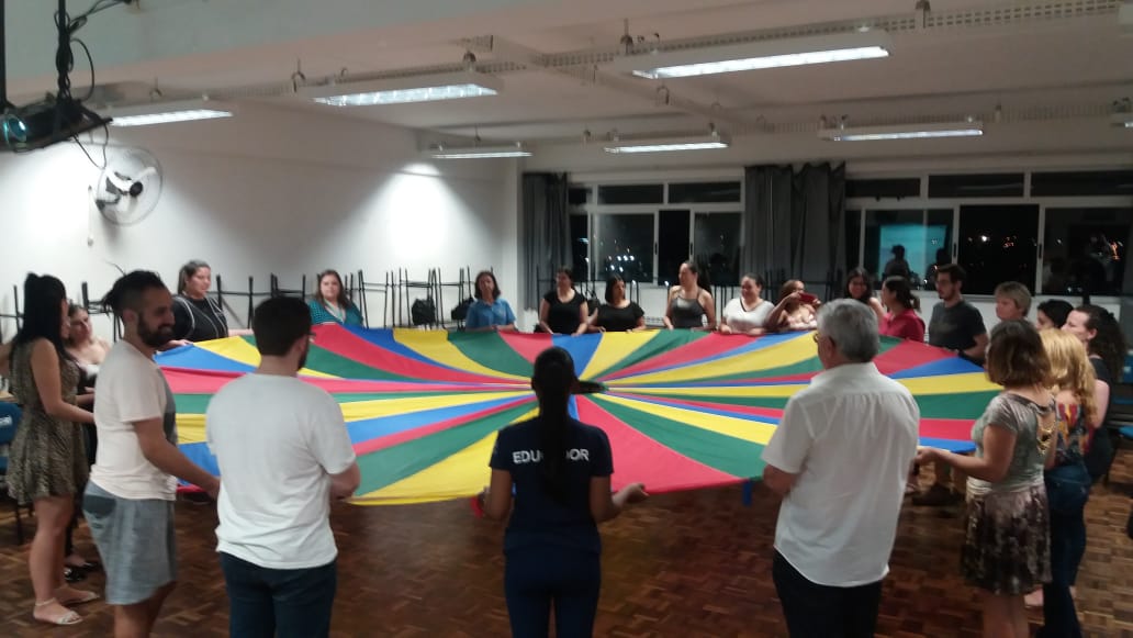 Acadêmicos de Pedagogia e Pós-graduação vivenciaram a prática do ...